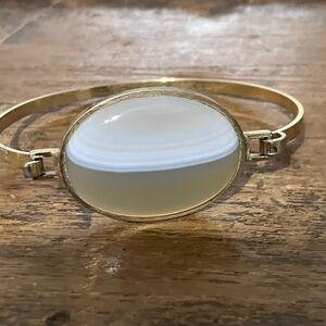 Vintage Gold Tone Bangle Bracelet